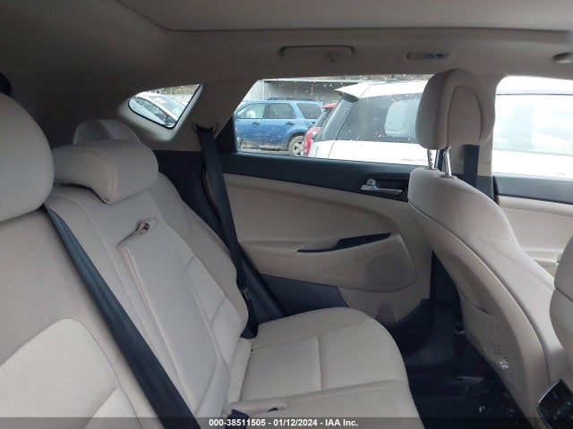 Hyundai Tucson Value 2018 KM8J3CA2XJU627534 Image 8