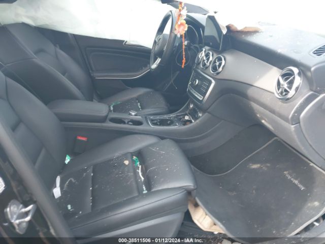 WDCTG4GB1KU008220 Mercedes-Benz Gla 250 4matic