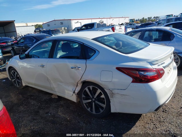 Nissan Altima 2.5 Sr 2018 1N4AL3AP3JC254932 Image 14