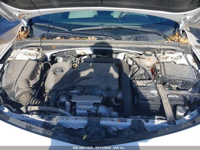 2018 CHEVROLET MALIBU LT VIN: 1G1ZD5ST2JF201888