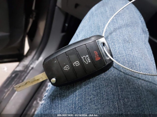 KIA Sorento 3.3l Ex 2016 5XYPHDA52GG087400 Image 11