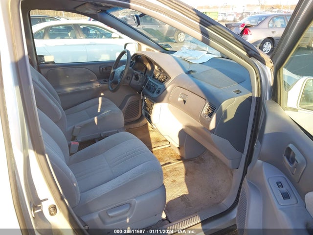 2003 TOYOTA SIENNA LE VIN: 4T3ZF13C43U529128