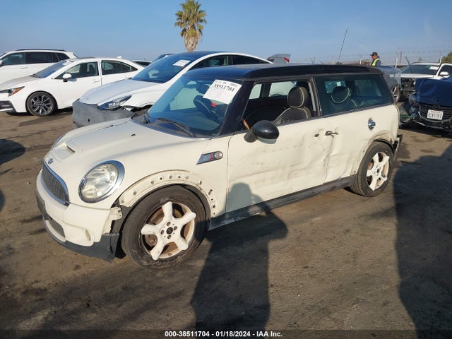 2009 MINI COOPER S CLUBMAN WMWMM33519TP91873 Photo 1