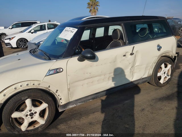 2009 MINI COOPER S CLUBMAN WMWMM33519TP91873 Photo 5