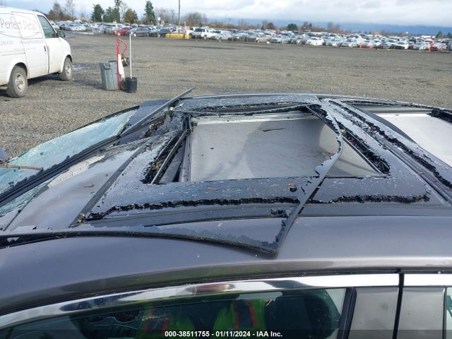 4T1F11BK6PU101604 Toyota Camry Xle Awd