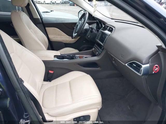 2017 JAGUAR F-PACE SADCK2BV6HA089871 Photo 4