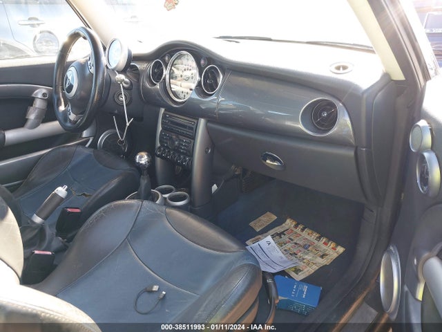 2003 MINI COOPER S WMWRE33413TD63340 Photo 4