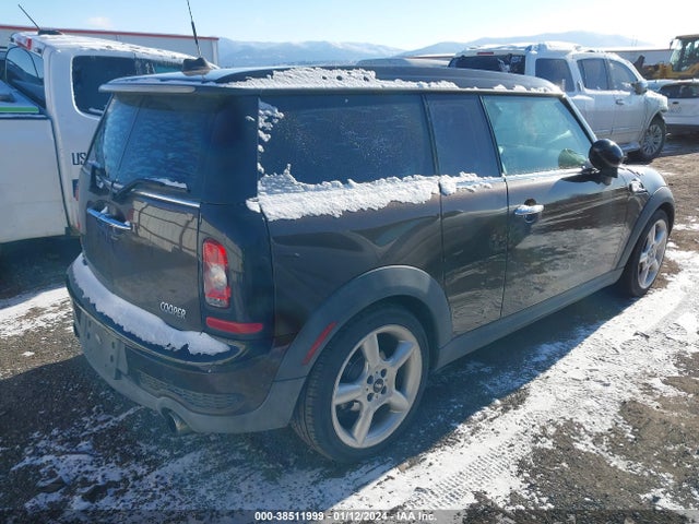 2008 MINI COOPER S CLUBMAN WMWMM335X8TP88825 Photo 3