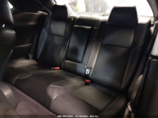 2C3CDZGG8JH217340 Dodge Challenger Gt Awd