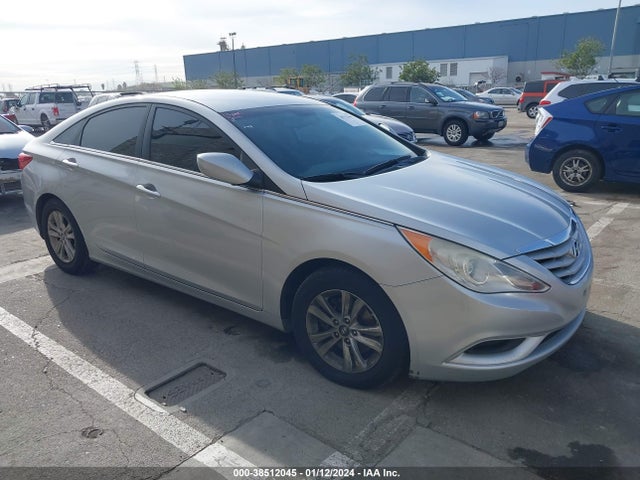 2013 HYUNDAI SONATA GLS VIN: 5NPEB4AC4DH747318