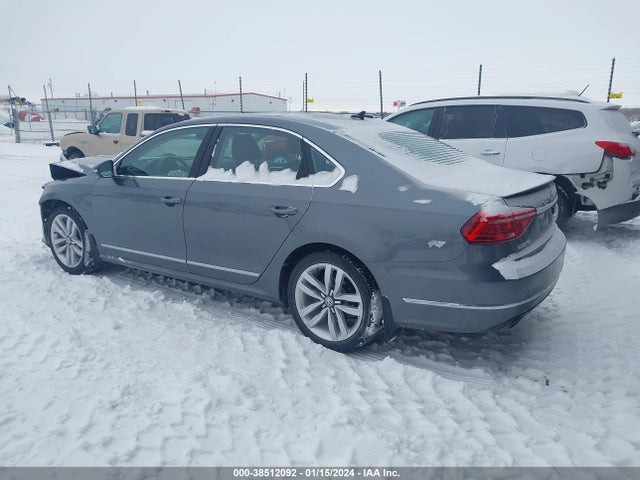 1VWCS7A39GC062303 Volkswagen Passat 1.8t Sel