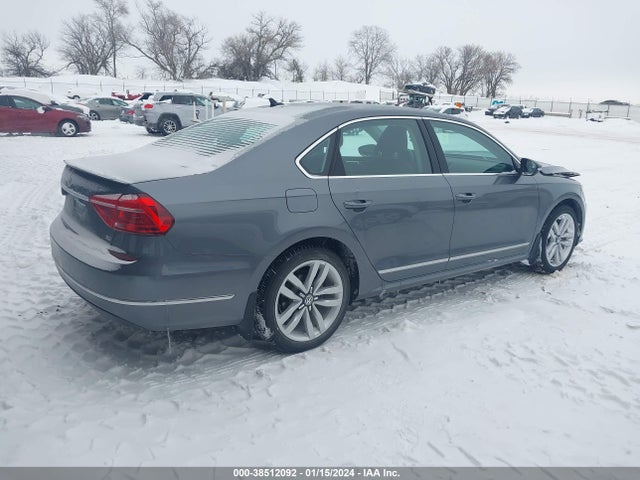 1VWCS7A39GC062303 Volkswagen Passat 1.8t Sel