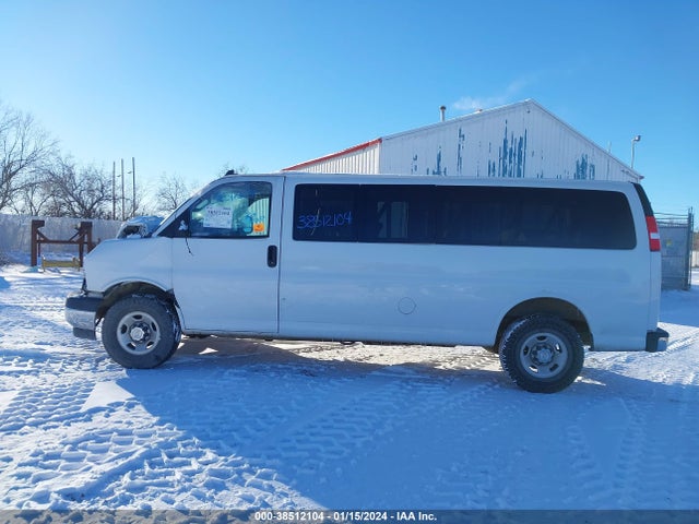 Chevrolet Express Passenger Rwd 3500 Extended Wheelbase Lt 2020 1GAZGPFG4L1180493 Image 15