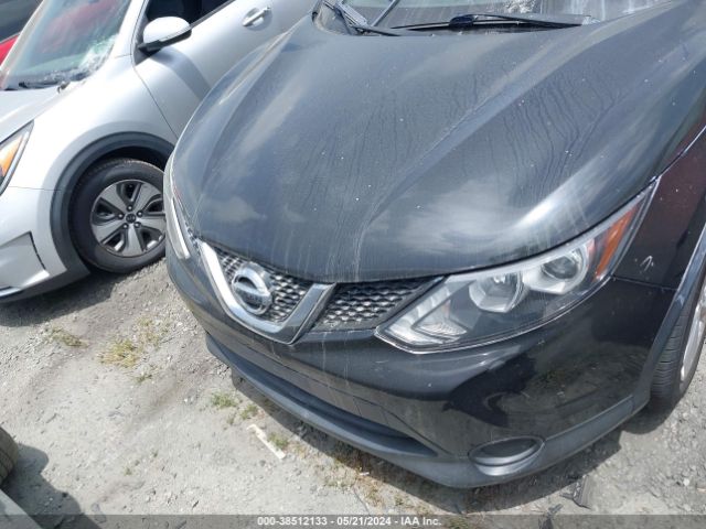 JN1BJ1CP3HW007931 Nissan Rogue Sport Sv
