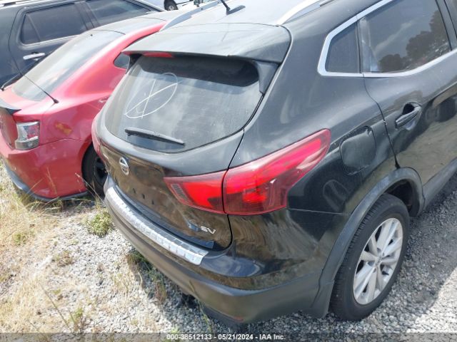 JN1BJ1CP3HW007931 Nissan Rogue Sport Sv