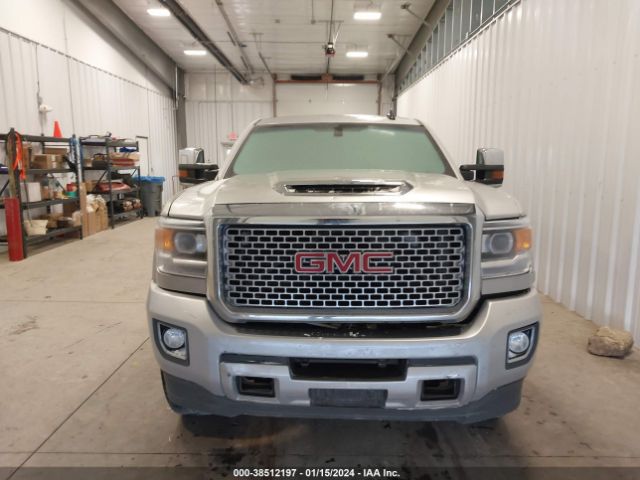 1GT22TEY4HZ352184 GMC Sierra 2500hd Slt