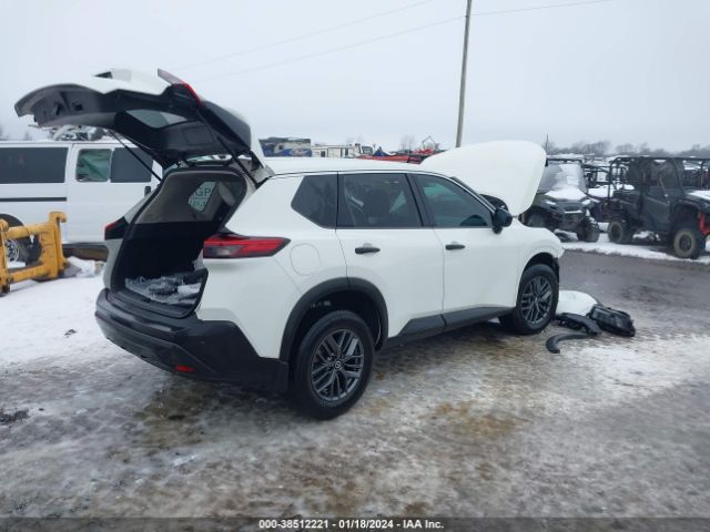 5N1AT3AA5MC840988 Nissan Rogue S Fwd