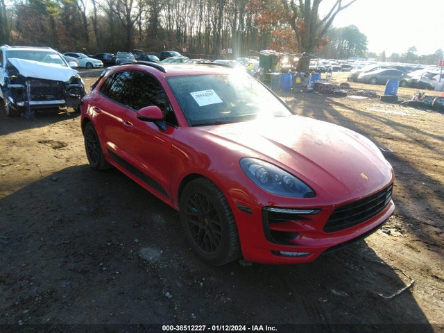 2017 PORSCHE MACAN WP1AG2A52HLB52845 Photo 0