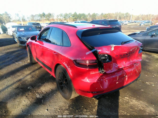 2017 PORSCHE MACAN WP1AG2A52HLB52845 Photo 2