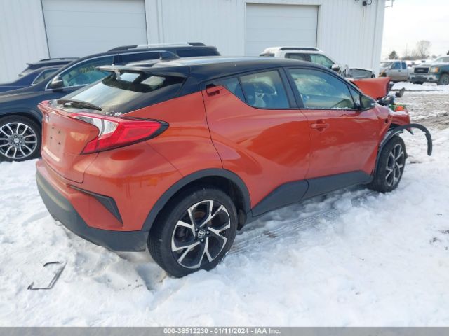 JTNKHMBX1L1080602 Toyota C-HR XLE