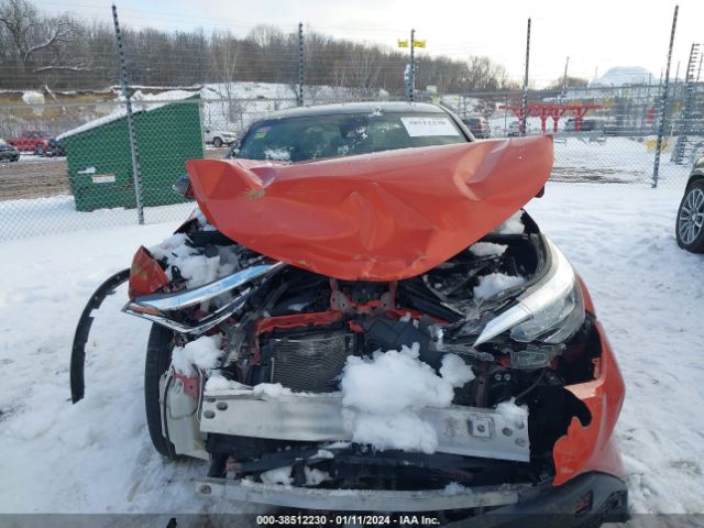 JTNKHMBX1L1080602 Toyota C-HR XLE