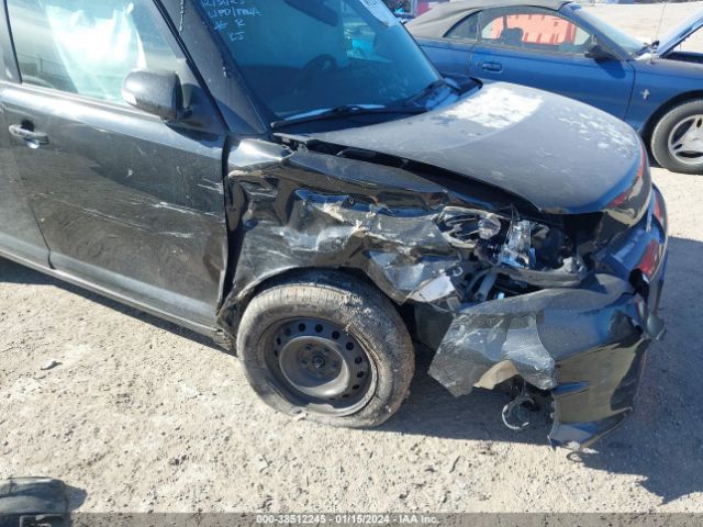JTLZE4FEXFJ076187 Scion XB