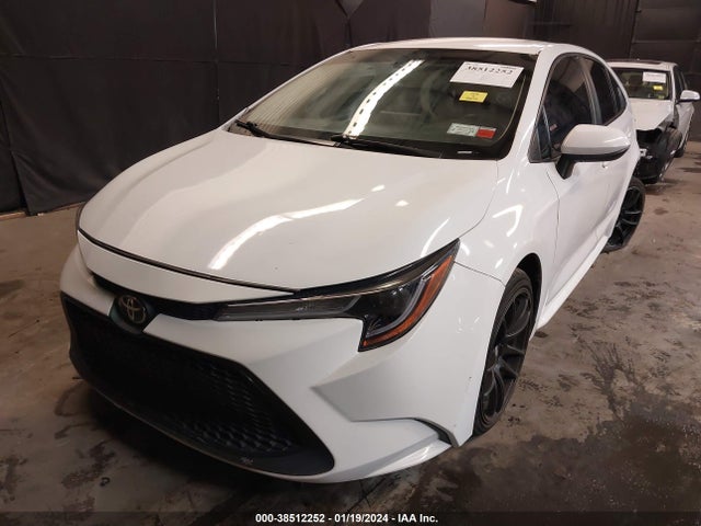 Toyota COROLLA L 2020 5YFDPRAE6LP109746 Image 2