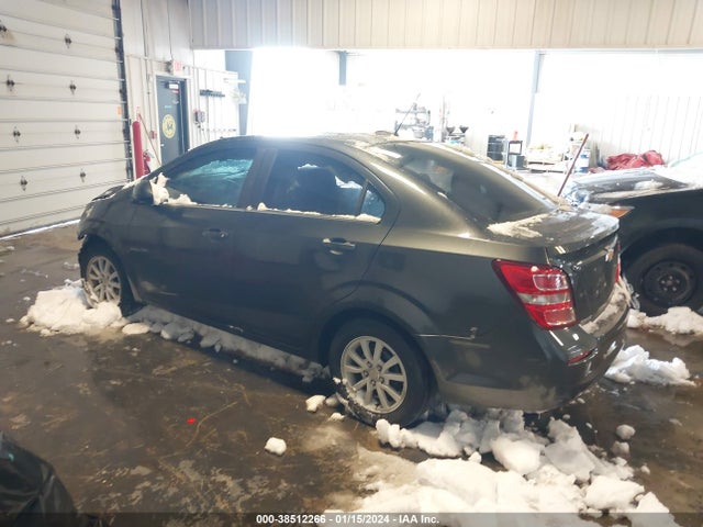 Chevrolet Sonic Lt Auto 2018 1G1JD5SHXJ4137507 Image 3