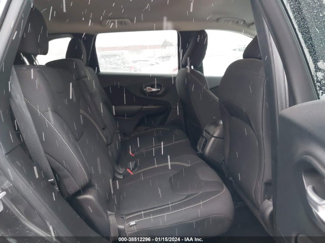 1C4PJMCB6FW534223 Jeep Cherokee Latitude
