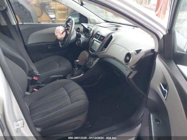 1G1JD5SH2G4150177 Chevrolet Sonic Lt Manual