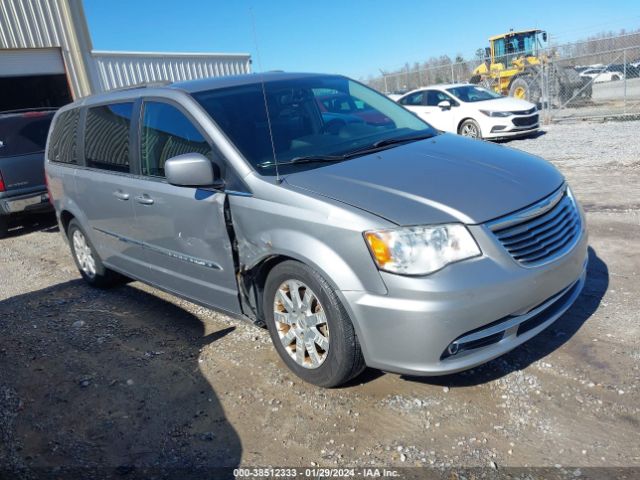 2015 Chrysler Town & Country Touring მანქანა იყიდება აუქციონზე, vin: 2C4RC1BG1FR715172, აუქციონის ნომერი: 38512333