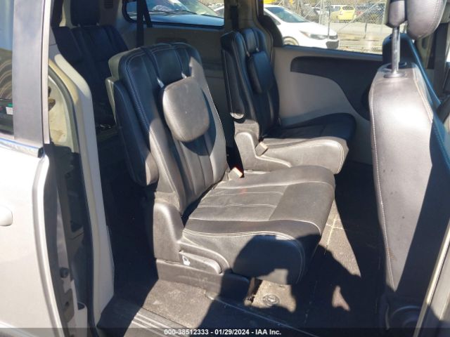 2C4RC1BG1FR715172 Chrysler Town & Country Touring