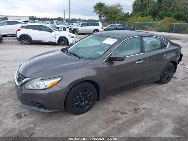 Nissan Altima 2.5 S 2016 1N4AL3AP9GC230126 Image 2
