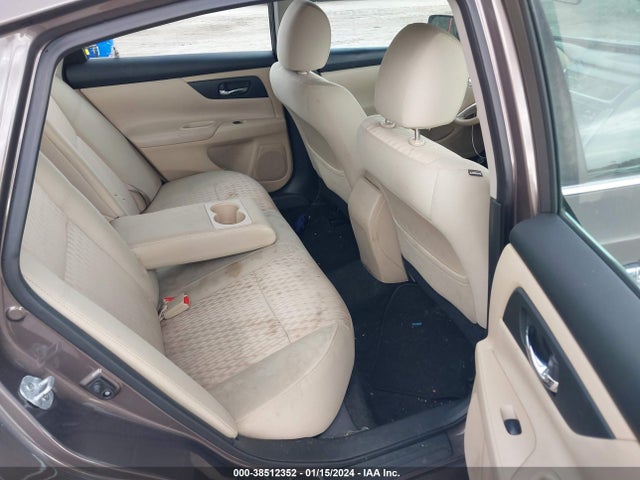 Nissan Altima 2.5 S 2016 1N4AL3AP9GC230126 Image 8