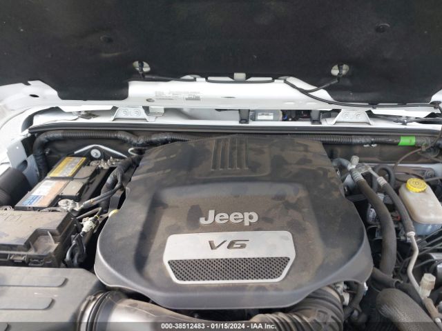 1C4HJWEG5JL927553 Jeep Wrangler Jk Unlimited Sahara 4x4