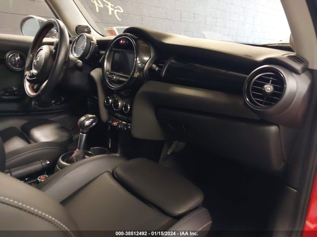 2019 MINI HARDTOP WMWXP7C56K2A54341 Photo 4