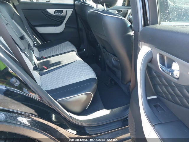 2017 INFINITI QX70 VIN: JN8CS1MU4HM143469