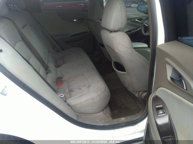 Chevrolet Malibu 1fl 2017 1G1ZC5ST4HF161097 Image 8