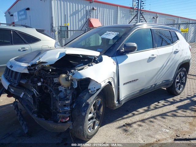 3C4NJDDB6HT675128 Jeep New Compass Trailhawk 4x4