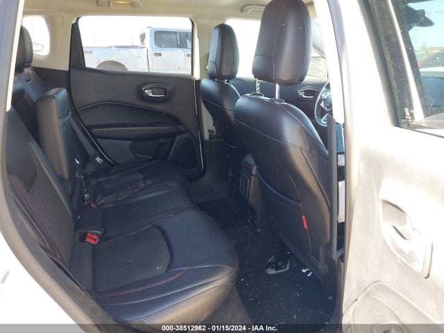 3C4NJDDB6HT675128 Jeep New Compass Trailhawk 4x4
