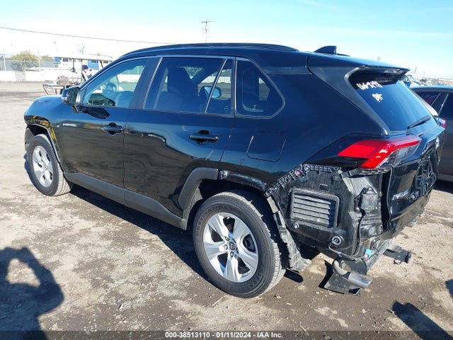 Toyota Rav4 Xle 2019 JTMP1RFV0KD042165 Image 3