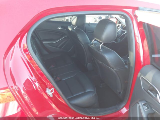 WDCTG4EB8FJ109457 Mercedes-Benz GLA 250