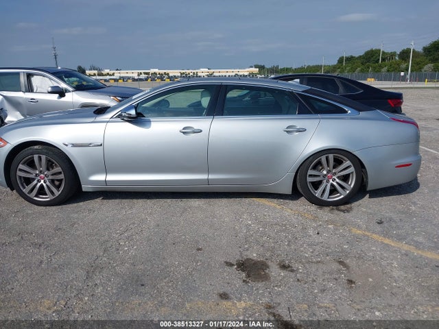 SAJWJ2GD4F8V77542 Jaguar Xj Xjl Portfolio
