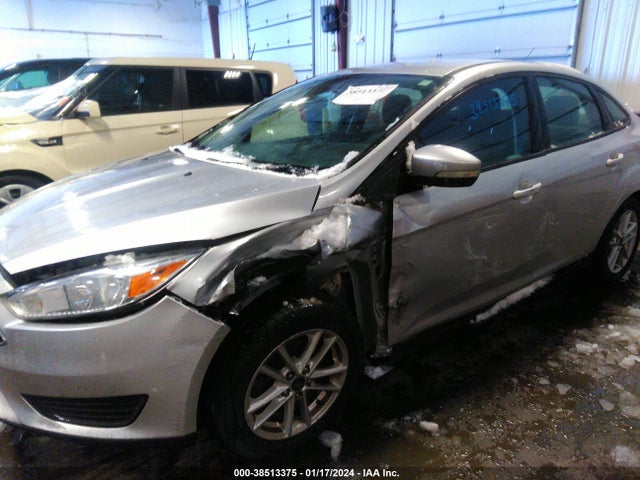 Ford FOCUS SE 2016 1FADP3F2XGL306175 Image 6