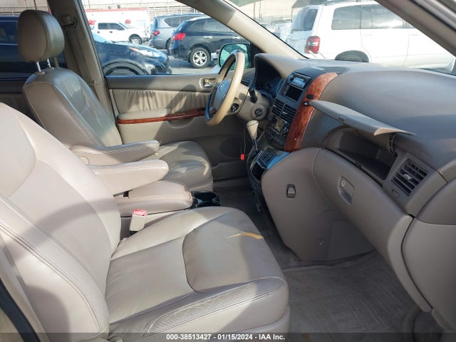 2005 TOYOTA SIENNA XLE VIN: 5TDZA22C45S330137