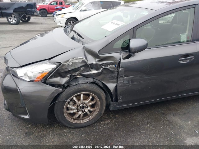 Toyota Prius V Four 2017 JTDZN3EU2HJ062835 Image 12