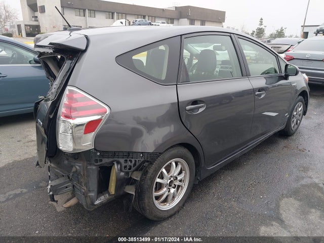 Toyota Prius V Four 2017 JTDZN3EU2HJ062835 Image 4