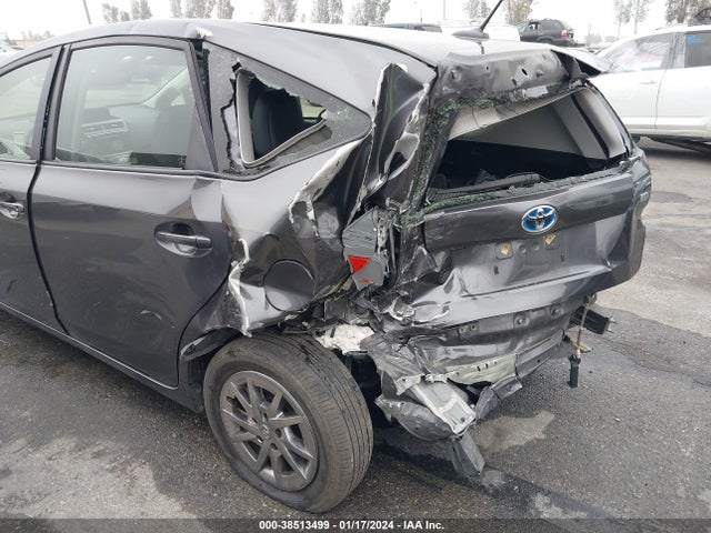 Toyota Prius V Four 2017 JTDZN3EU2HJ062835 Image 6