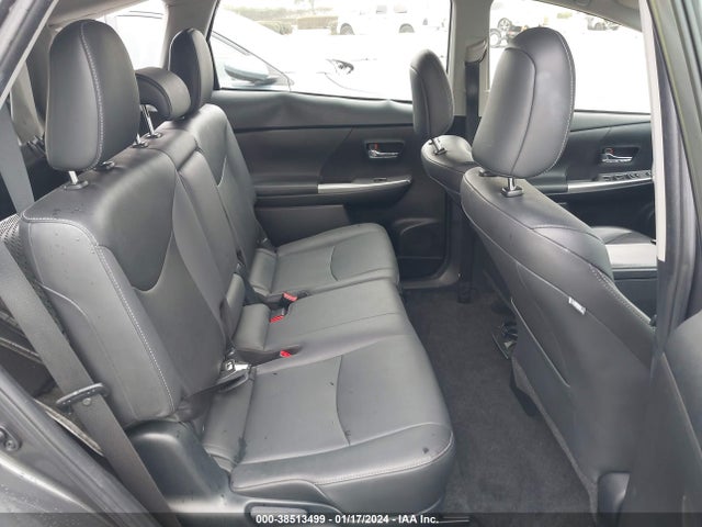 Toyota Prius V Four 2017 JTDZN3EU2HJ062835 Image 8