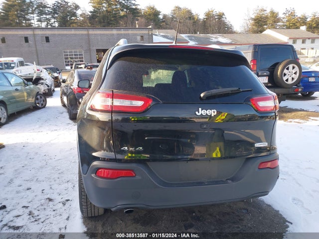 1C4PJMCB2HW665507 Jeep Cherokee Latitude 4x4